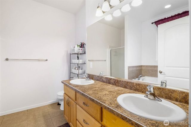 950 S Garden Drive, Moses Lake, WA 98837