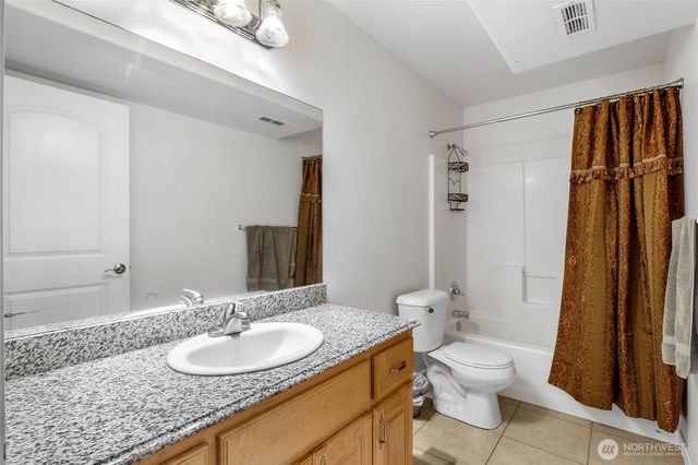 950 S Garden Drive, Moses Lake, WA 98837