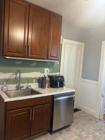 1326 Midland AVENUE, Kewaskum, WI 53040