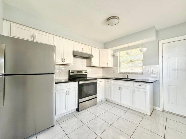10812 HANNAWAY DRIVE C, Riverview, FL 33578