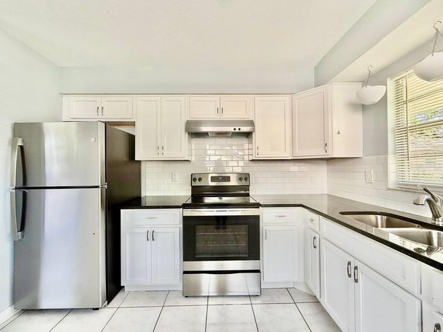 10812 HANNAWAY DRIVE C, Riverview, FL 33578