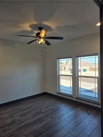 16125 Seagrape St, Corpus Christi, TX 78418