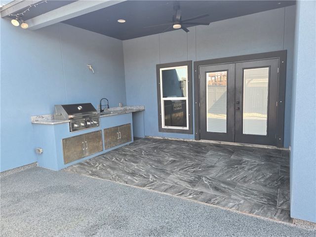16125 Seagrape St, Corpus Christi, TX 78418
