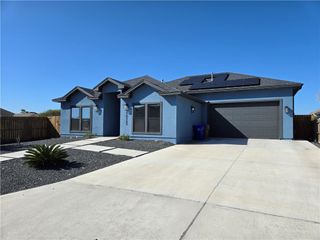 16125 Seagrape St, Corpus Christi, TX 78418