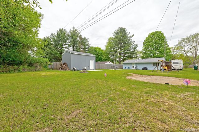 1601 Michael Street, Brandon Charter Township, MI 48462