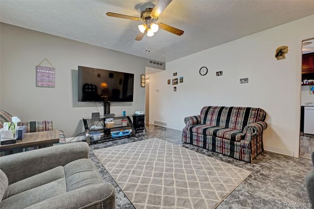 1601 Michael Street, Brandon Charter Township, MI 48462