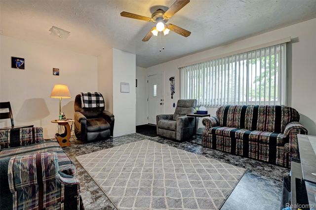 1601 Michael Street, Brandon Charter Township, MI 48462