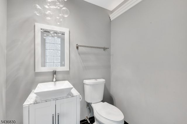 16 Perona Rd, Andover Twp., NJ 07821