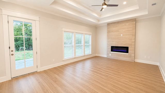 1800 Kirnwood Drive, Dallas, TX 75232