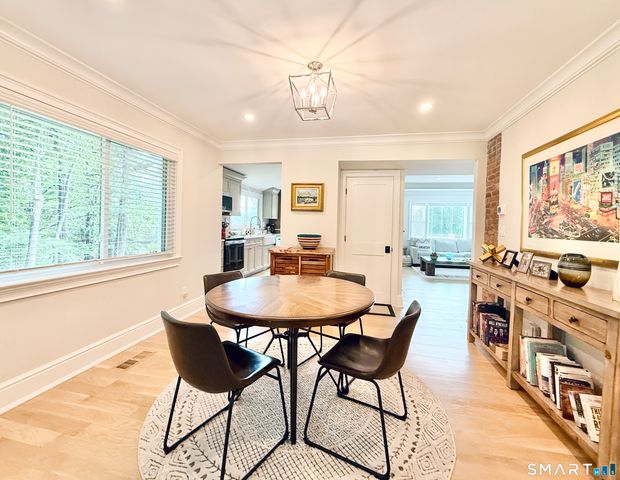-225 Hoyt Street, Darien, CT 06820