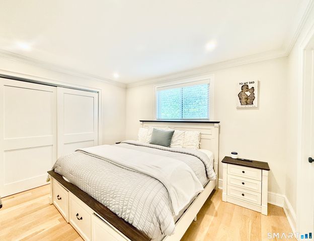 -225 Hoyt Street, Darien, CT 06820