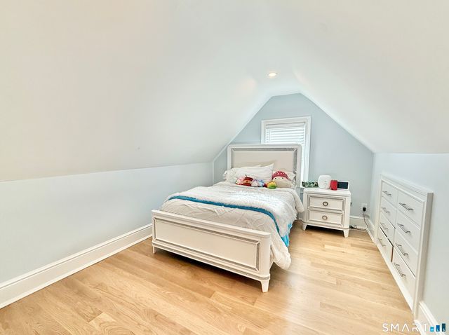 -225 Hoyt Street, Darien, CT 06820