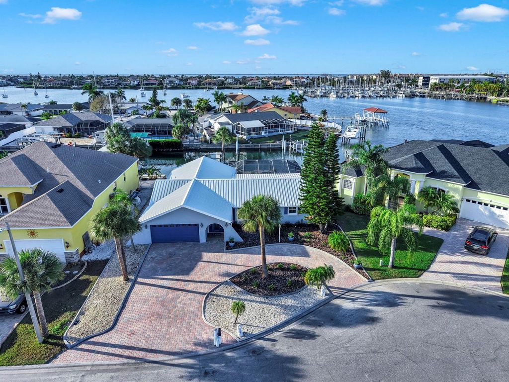 6344 COTTONWOOD LANE, Apollo Beach, FL 33572