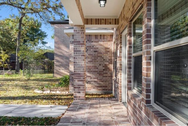 14130 Cashel Forest Drive, Houston, TX 77069