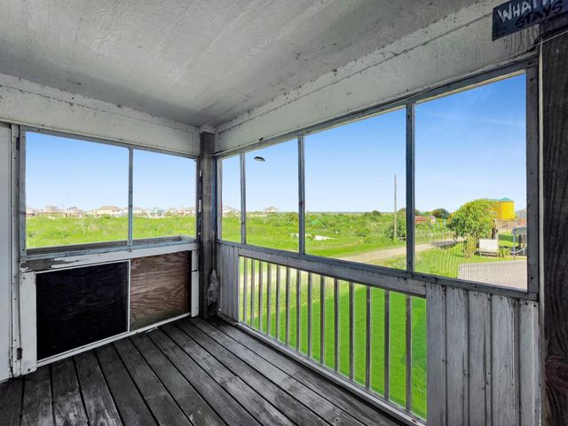 830 E Johnson Crawford Circle, Port Bolivar, TX 77650