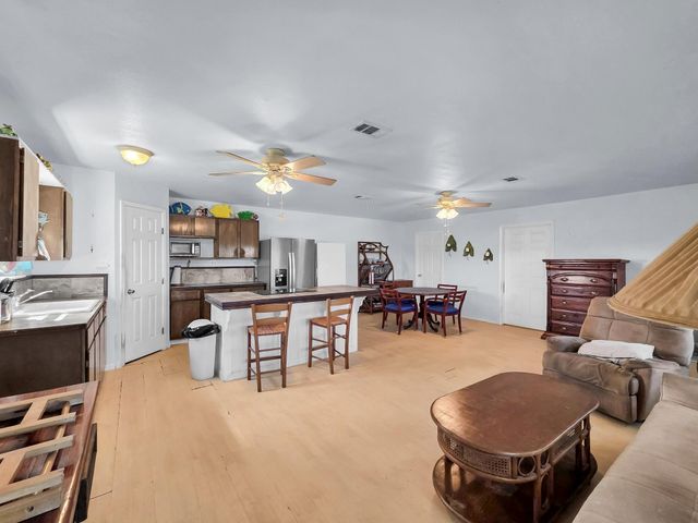830 E Johnson Crawford Circle, Port Bolivar, TX 77650