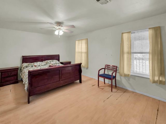 830 E Johnson Crawford Circle, Port Bolivar, TX 77650