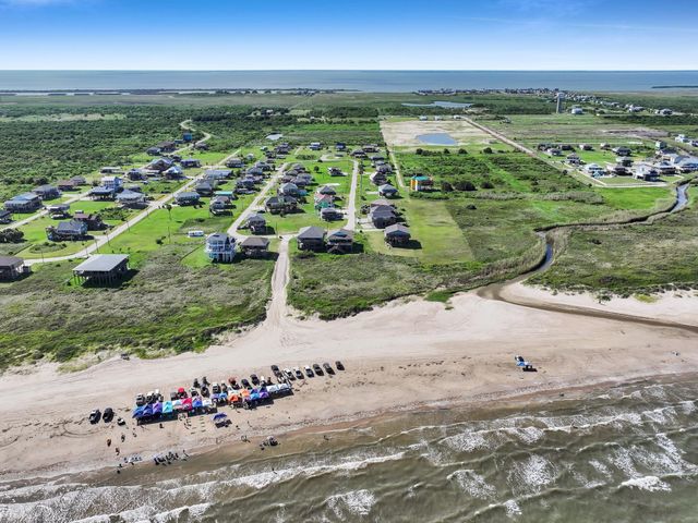 830 E Johnson Crawford Circle, Port Bolivar, TX 77650