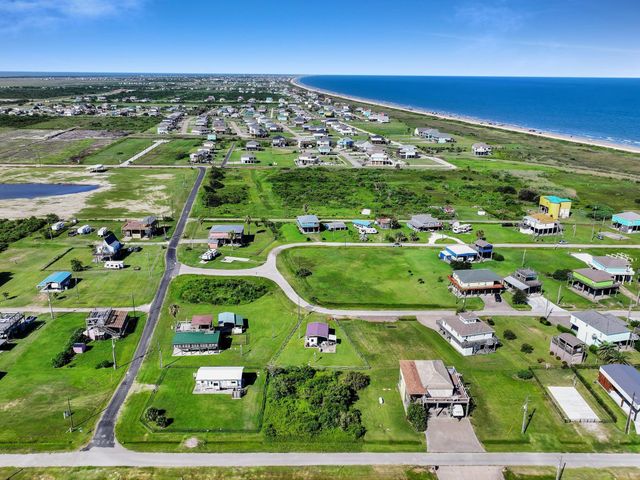 830 E Johnson Crawford Circle, Port Bolivar, TX 77650