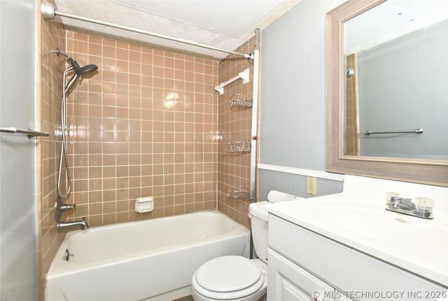 6737 S Peoria Avenue C201, Tulsa, OK 74136