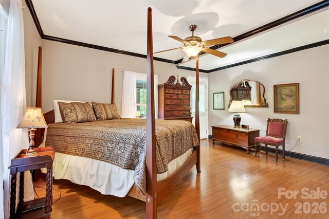 238 Texas Spur Road, Montreat, NC 28757