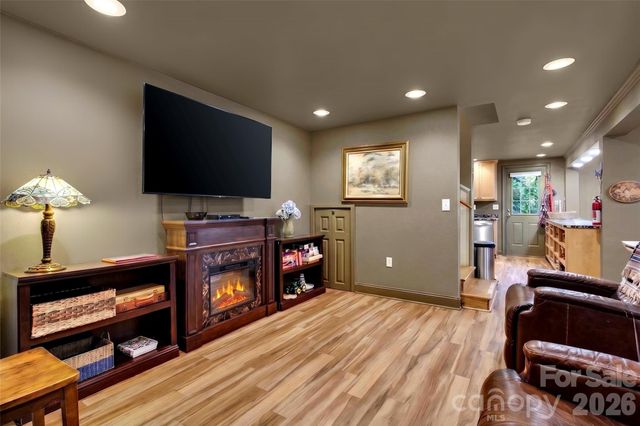 238 Texas Spur Road, Montreat, NC 28757