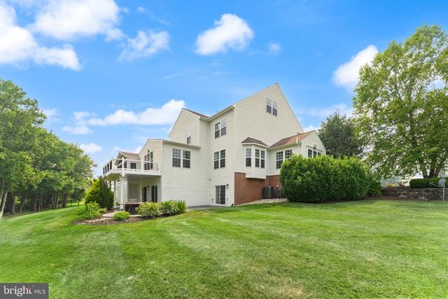 23044 CREIGHTON FARMS DR, Leesburg, VA 20175