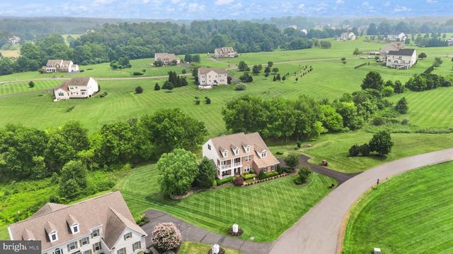23044 CREIGHTON FARMS DR, Leesburg, VA 20175