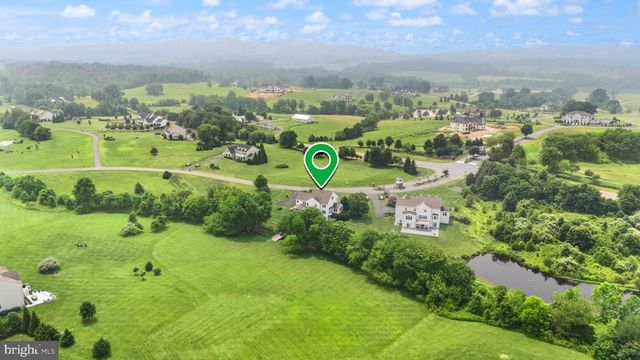 23044 CREIGHTON FARMS DR, Leesburg, VA 20175