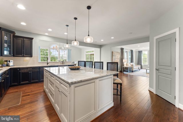 23044 CREIGHTON FARMS DR, Leesburg, VA 20175