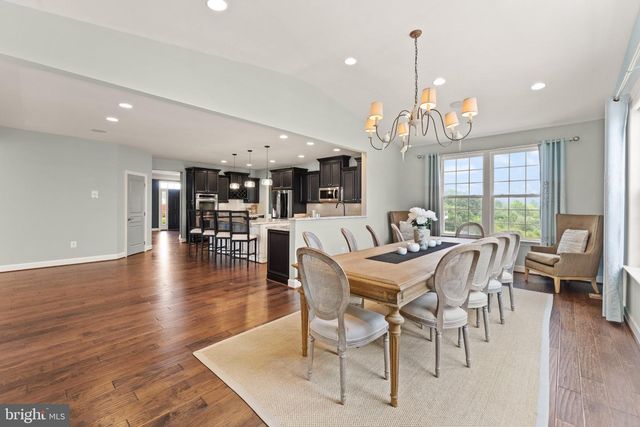 23044 CREIGHTON FARMS DR, Leesburg, VA 20175