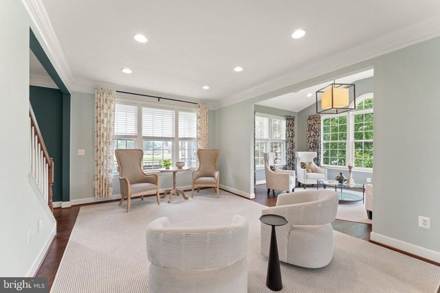 23044 CREIGHTON FARMS DR, Leesburg, VA 20175