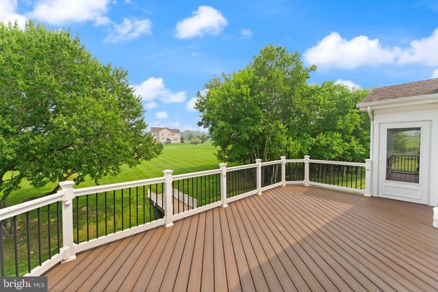 23044 CREIGHTON FARMS DR, Leesburg, VA 20175