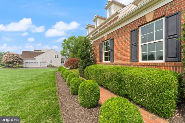23044 CREIGHTON FARMS DR, Leesburg, VA 20175