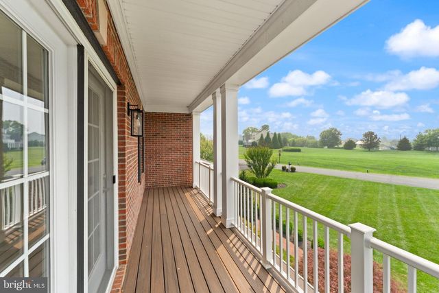 23044 CREIGHTON FARMS DR, Leesburg, VA 20175