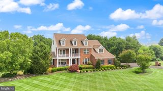 23044 CREIGHTON FARMS DR, Leesburg, VA 20175