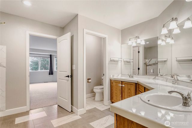 25403 Cumberland Way, Black Diamond, WA 98010