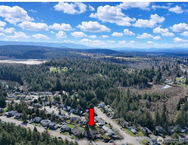 25403 Cumberland Way, Black Diamond, WA 98010