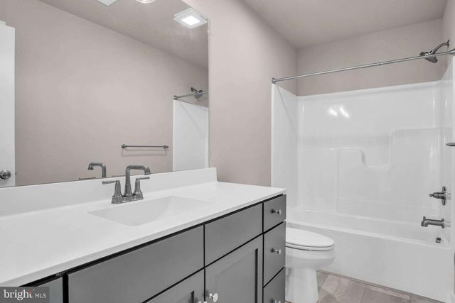 131 ALEXANDRIA DR, Annville, PA 17003