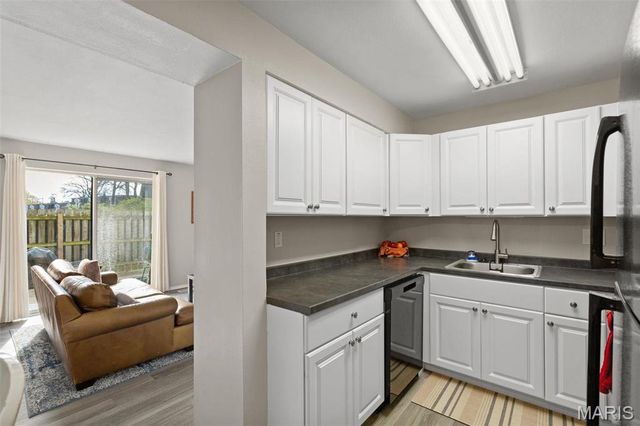 10415 Briarbend Drive 2, St Louis, MO 63146