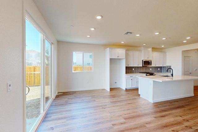 4155 Cambery Dr, Rancho Cordova, CA 95742