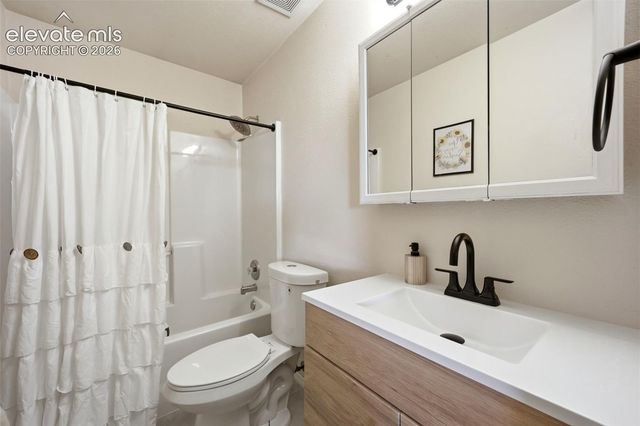 1218 E Onizuka Lane, Pueblo West, CO 81007