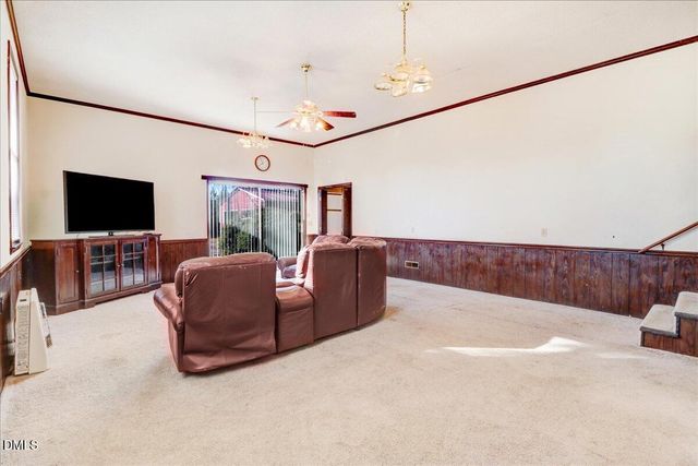 5020 S Carolina 96, Four Oaks, NC 27524