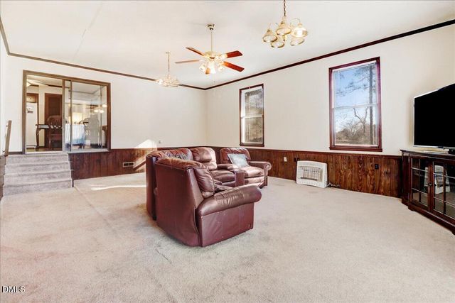 5020 S Carolina 96, Four Oaks, NC 27524