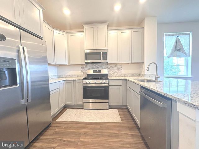 135 ANNAPOLIS ST, Bensalem, PA 19020