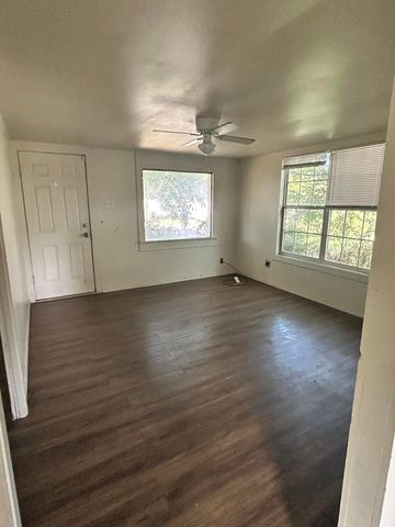 2811 N Irving Street, San Angelo, TX 76903