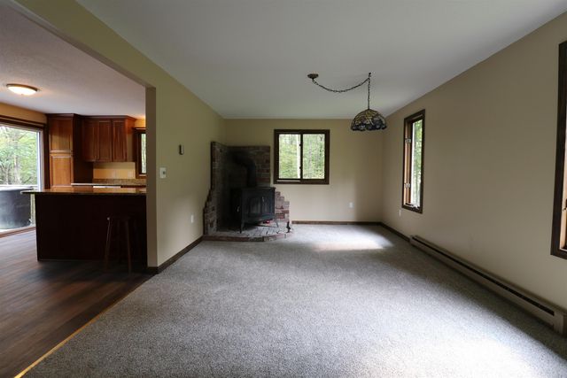 28 Manchester Drive, Lebanon, NH 03766