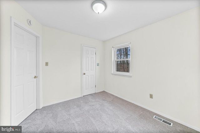 183 BISHOP DR, Aston, PA 19014