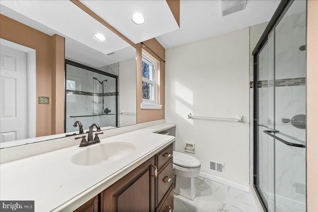 183 BISHOP DR, Aston, PA 19014