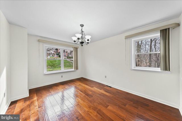 183 BISHOP DR, Aston, PA 19014